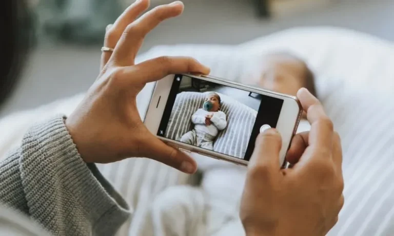 Everyday Moments: How to Find Joy in the Ordinary Always